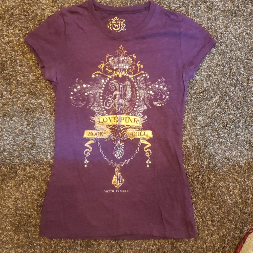 VS PINK t-shirt